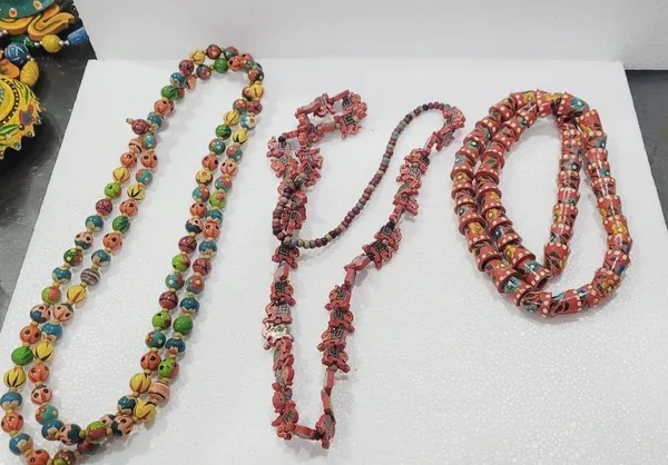 Wooden_Mala_and_Hand_Painted