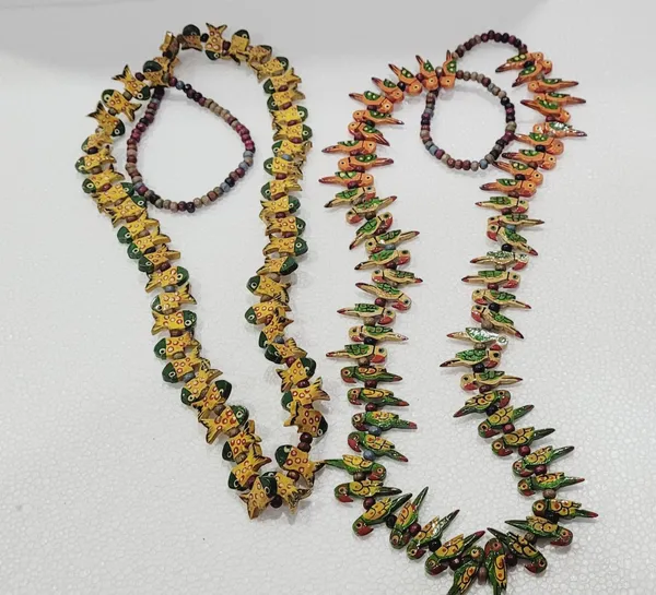 Wooden_Mala_and_Hand_Painted