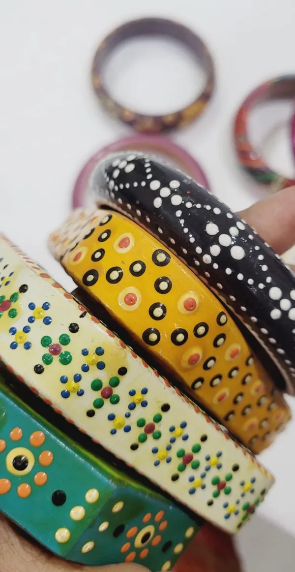 Wooden_hand-painted_Bangle