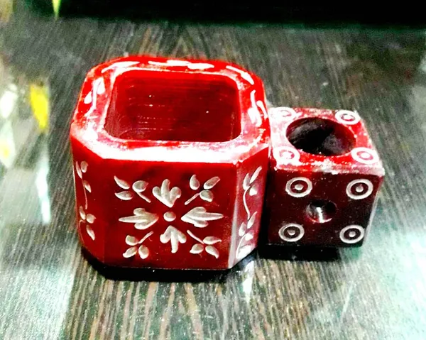 Stone_Red_Painted_Candle_holder