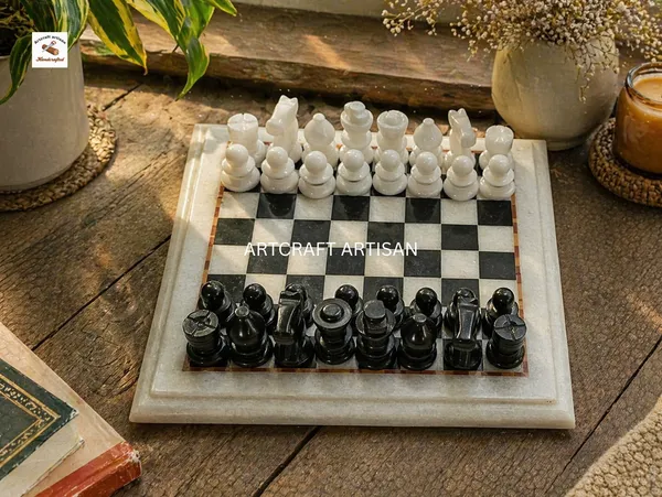 Pink_Classic_Marble_Black_And_White_Chess_Set_With_Storage_Box