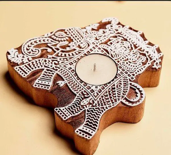 wooden_candle_holder