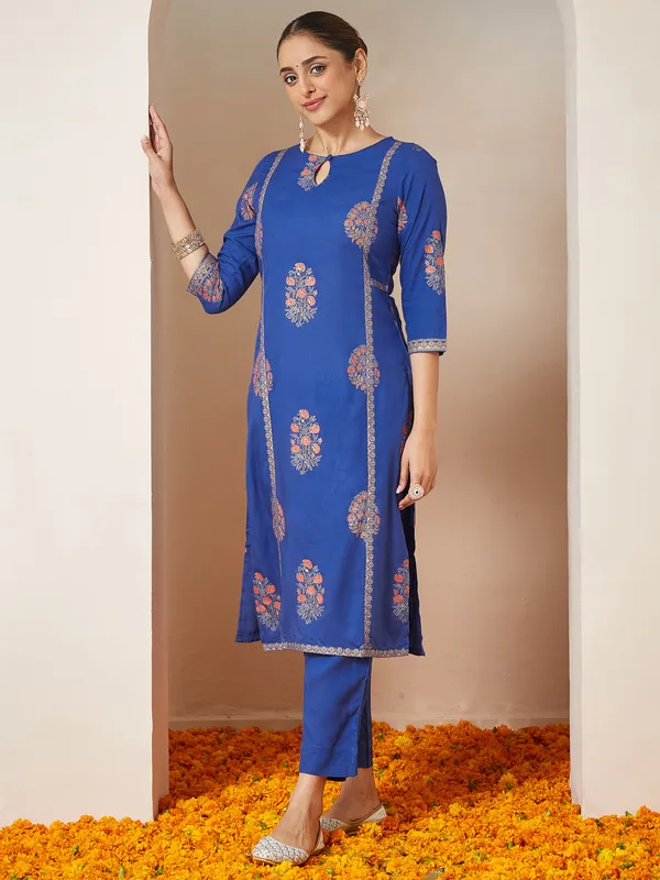 Blue_Viscose_Rayon_Viscose_Rayon_Kurti_Pant_Dupatta_Set_For_Women