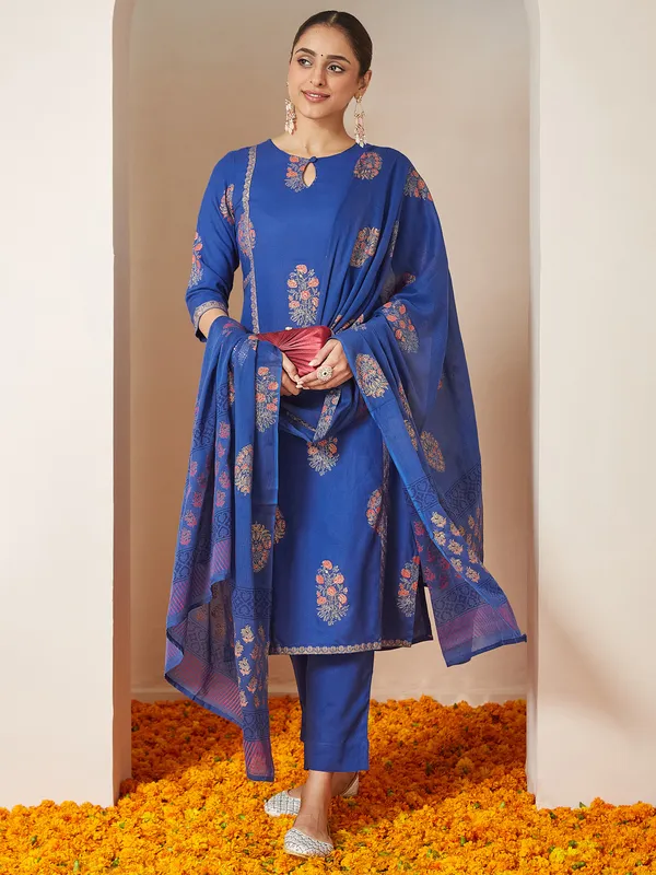 Blue_Viscose_Rayon_Viscose_Rayon_Kurti_Pant_Dupatta_Set_For_Women