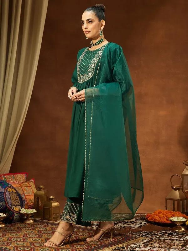 Green_Chanderi_Silk_Embroidered_A_Line_Kurta_Set_For_Women