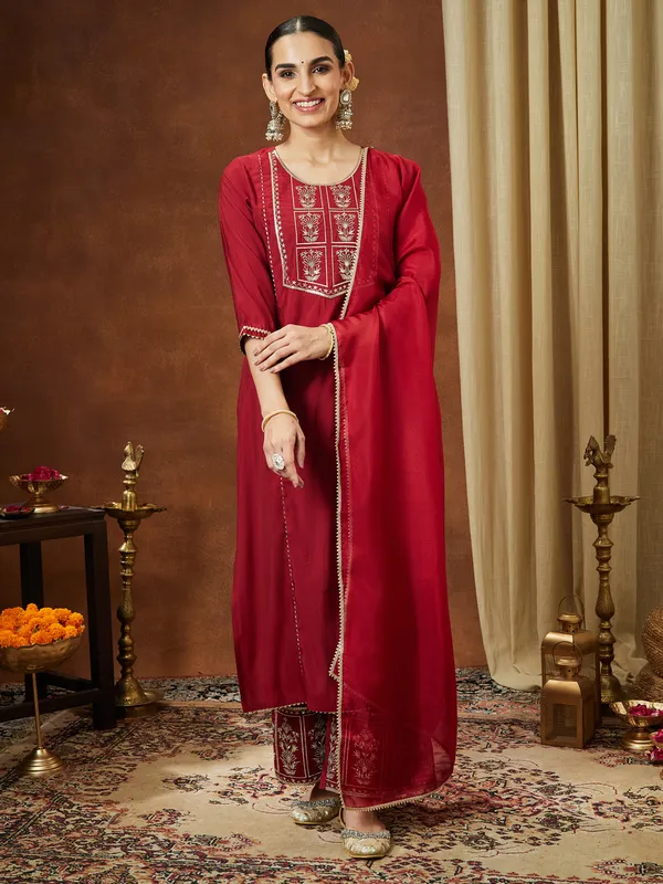 Red_Chanderi_Silk_Zari_Embroidered_Straight_Kurta_With_Palazzo_&_Dupatta_Set_For_Women