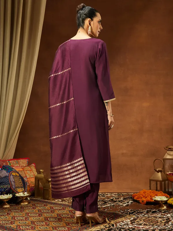 Wine_Chanderi_Silk_Embroidered_Straight_Kurta_Set_For_Women
