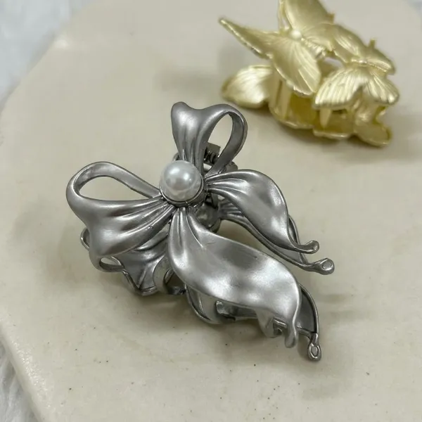 Silver_And_Gold_Elegant_Metal_Hair_Claw_Pack_Of_2