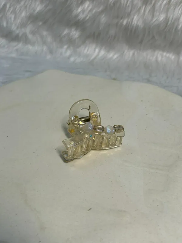 Honey_Crystal_Claw_Clip_Pack_Of_1