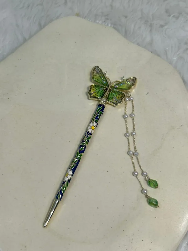 Emerald_Garden_Butterfly_Hair_Stick_With_Dangling_Beads_Pack_Of_1