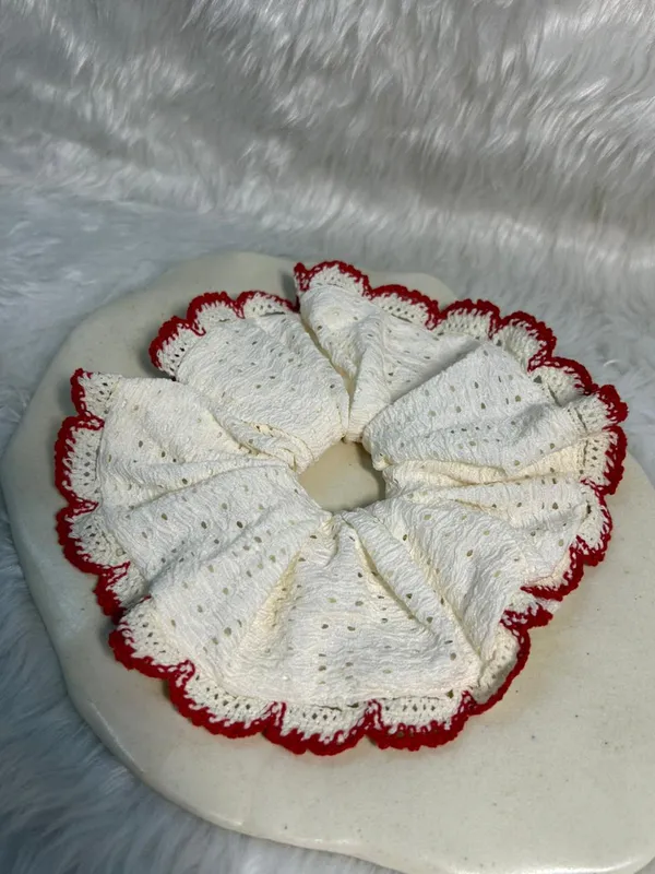 Red_Cottage_Crochet_Lace_Scrunchie_Pack_Of_2