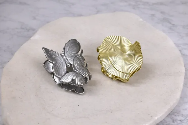 Silver_And_Gold_Elegant_Metal_Hair_Claw_Pack_of_2