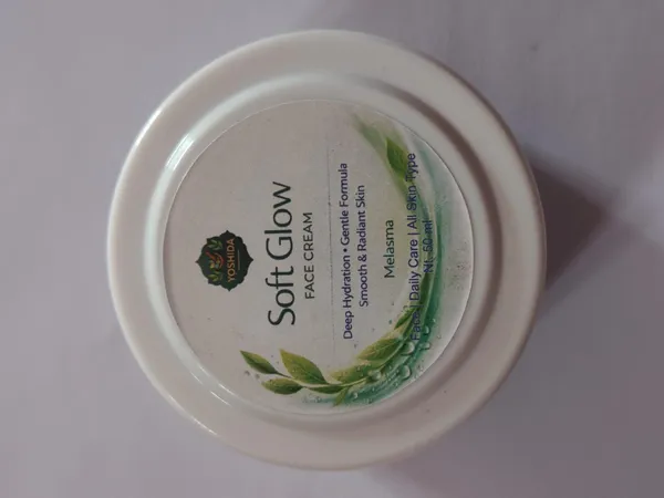 Off_White_Soft_Glow_Cream_For_Women_And_Girls_|_50_Ml