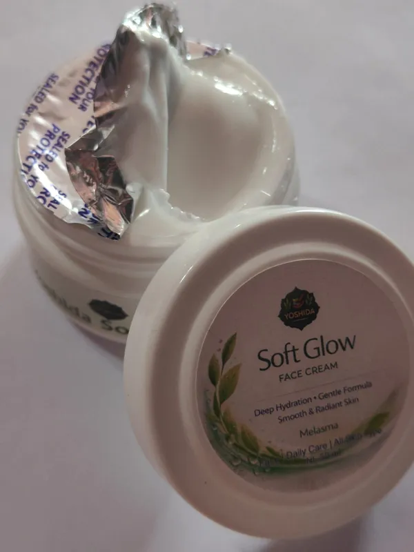 Off_White_Soft_Glow_Cream_For_Women_And_Girls_|_50_Ml
