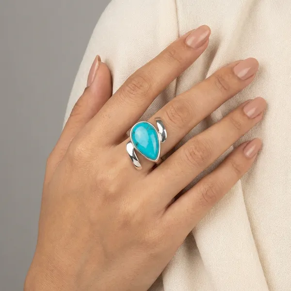 Turquoise_Stone_Ring_Pear_Shaped_Statement_Ring_With_Silver_Tone_Setting