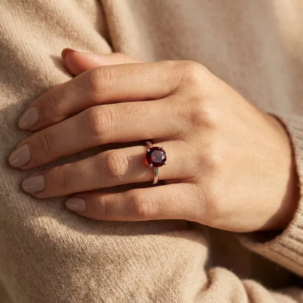 Natural_Garnet_Stone_Ring_Sterling_Silver_Deep_Red_Gemstone_Ring_For_Women