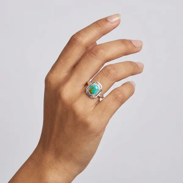 Natural_Turquoise_Gemstone_Ring_In_Silver_Setting