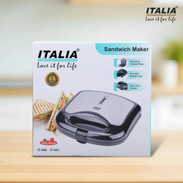 ITALIA_Premium_750W_Electric_Sandwich_Maker_|_Non-Stick_2-Slice_Triangle_Toaster_|_Compact_Breakfast_Press_with_Cool_Touch_Handle,_Indicator_Lights_&_Lock_|_Vertical_Storage_|_1-Year_Warranty