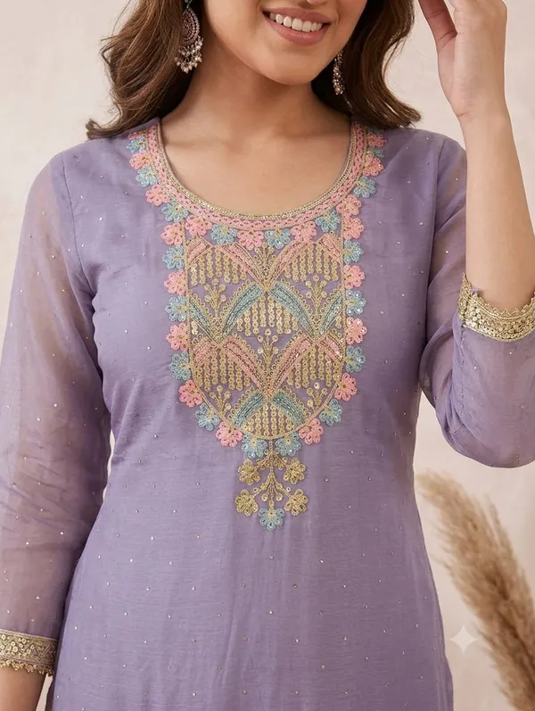 Crunchy_Fabric_Unstich_Suit_With_Digital_Print_Dupatta_And_Crunchy_Fabric_Garara