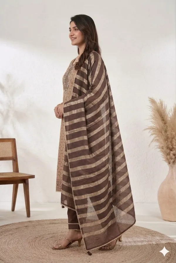 Jaam_Fabric_Unstich_Suit_With_Chanderi_Patta_Dupatta_And_Unstich_Rayon_Bottom