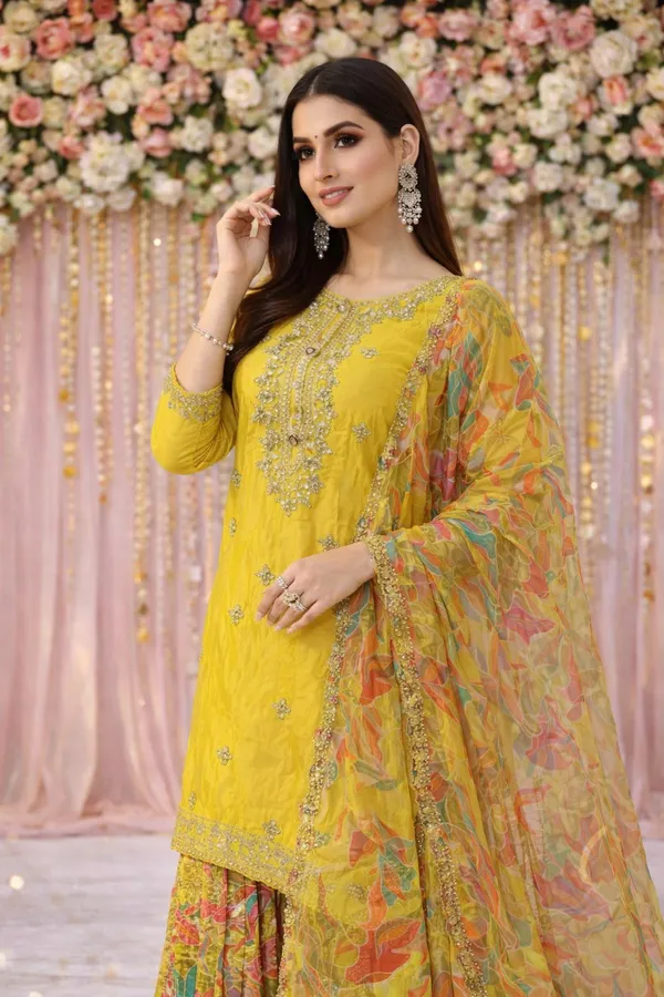 She_Girl_Women's_H.O_Fabric_Sermi_Stich_Suit_With_Dupatta_And_Garara