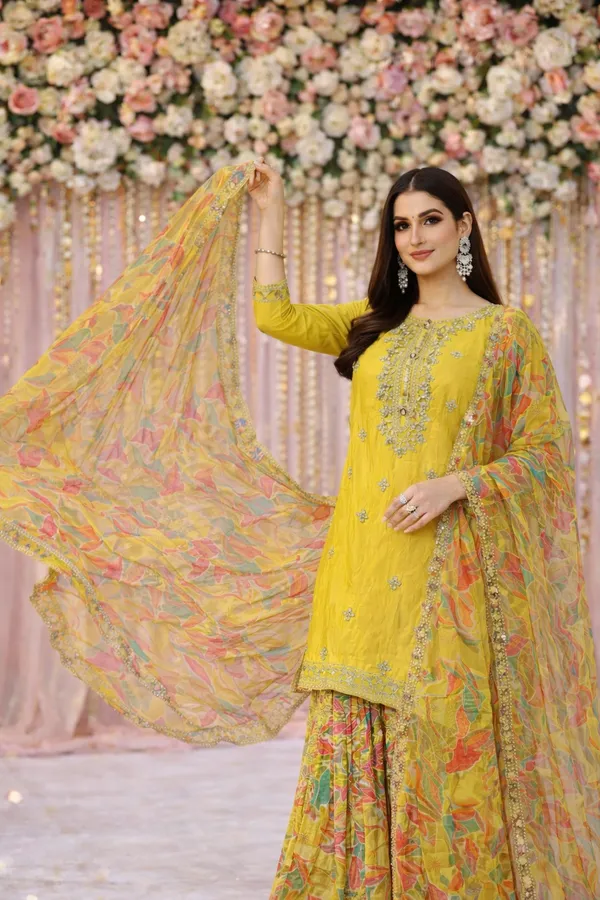 She_Girl_Women's_H.O_Fabric_Sermi_Stich_Suit_With_Dupatta_And_Garara