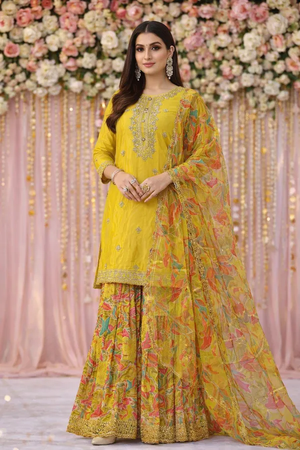 She_Girl_Women's_H.O_Fabric_Sermi_Stich_Suit_With_Dupatta_And_Garara