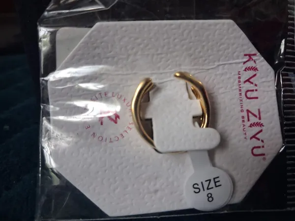 Golden_Alloy_Ring_For_Women