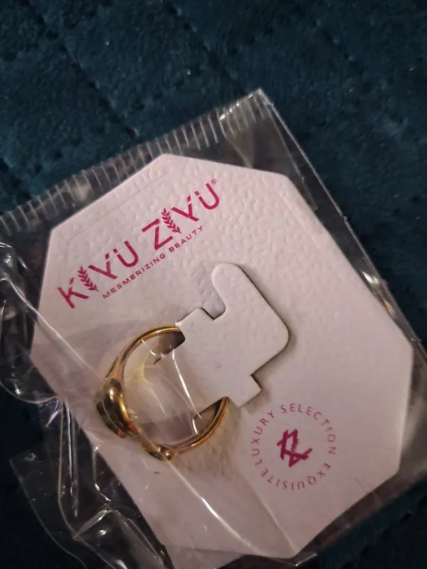 Golden_Alloy_Ring_For_Women
