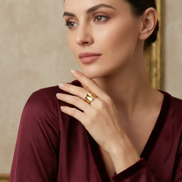 Golden_Alloy_Ring_For_Women