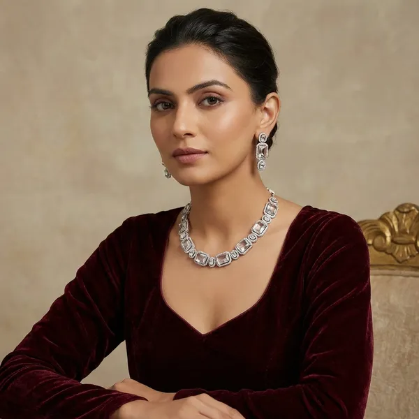 Silver_And_Transparent_Alloy_Necklace_Set_For_Women