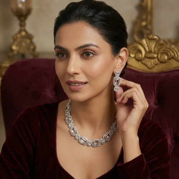 Silver_And_Transparent_Alloy_Necklace_Set_For_Women