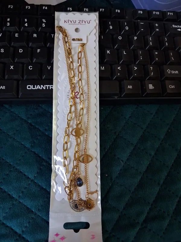 Golden_Alloy_Necklace_Set_For_Women