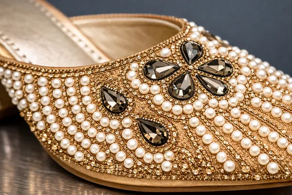 Golden_Pearl_Embellished_Block_Heel_Mules_For_Women