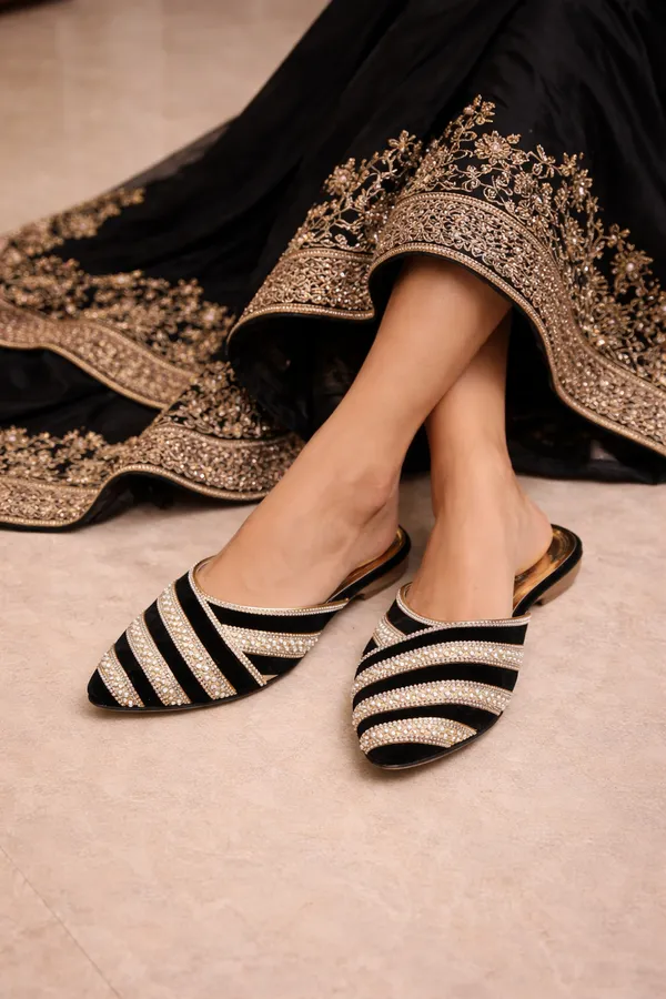Black_Black_&_Gold_Pearl_Embellished_Party_Mules_For_Women