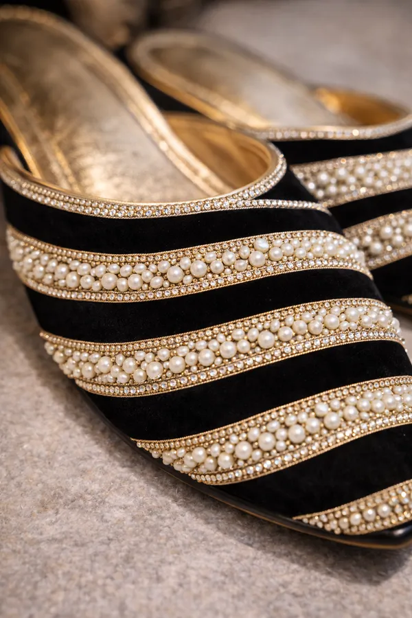 Black_Black_&_Gold_Pearl_Embellished_Party_Mules_For_Women