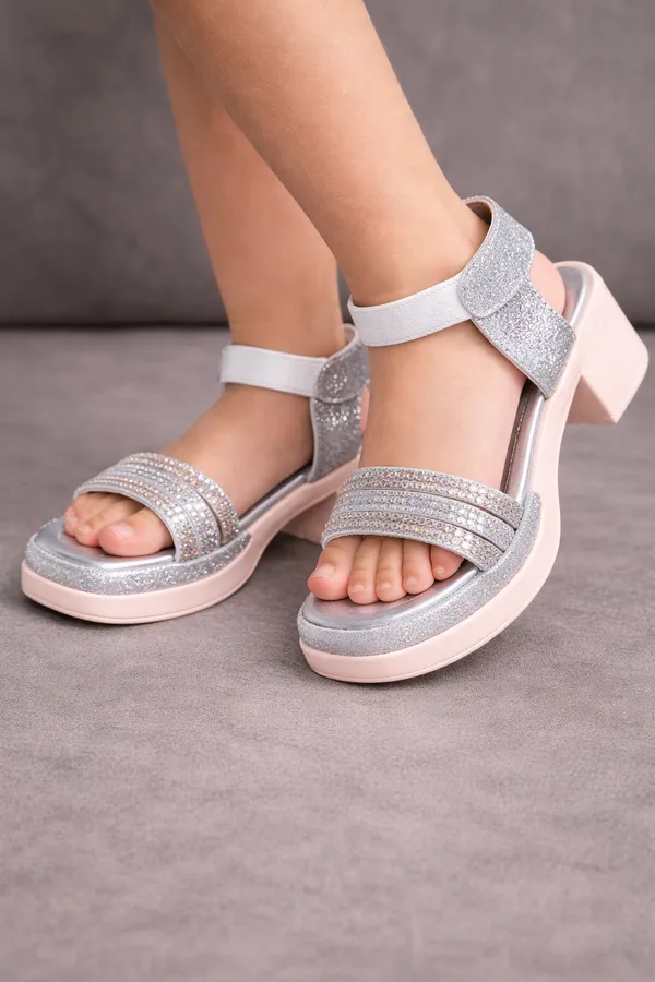 Silver_Crystalshine_Glitter_Party_Heels_For_For_Kids_And_Girls