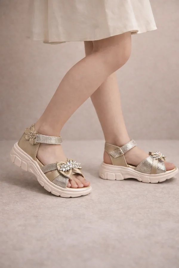 Golden_Little_Diva_Golden_Glam_Sandals_For_Kids_And_Girls