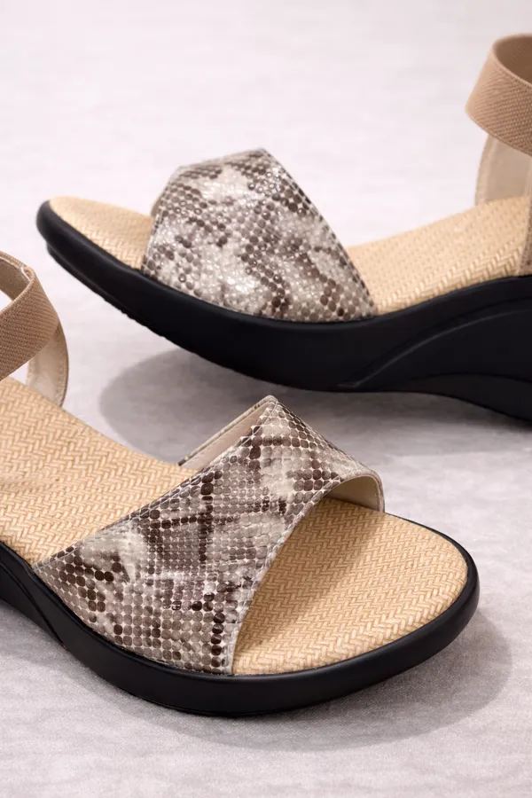 Cream_Stylish_Wedge_Heel_Sandals_For_Women