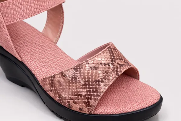 Pink_Stylish_Wedge_Heel_Sandals_For_Women