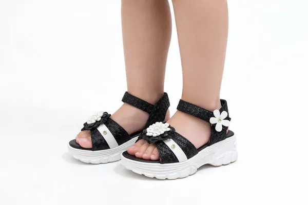 Black_Casual_Floral_Wedge_Sandals_For_Kids_And_Girls