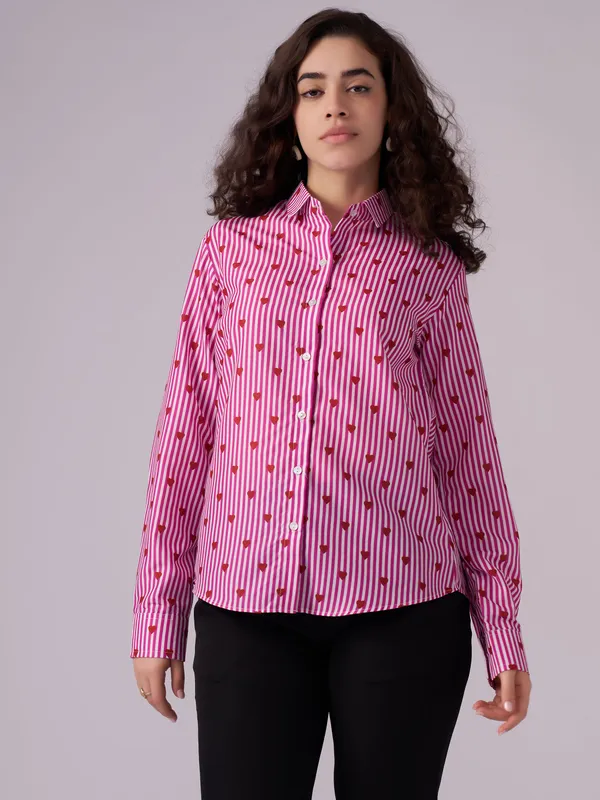 Pink_Striped_Heart_Print_Shirt_For_Women