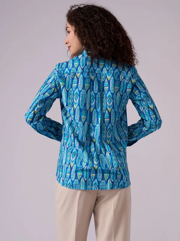 Blue_Ethnic_Motifs_Printed_Comt_Casual_Shirt_For_Women