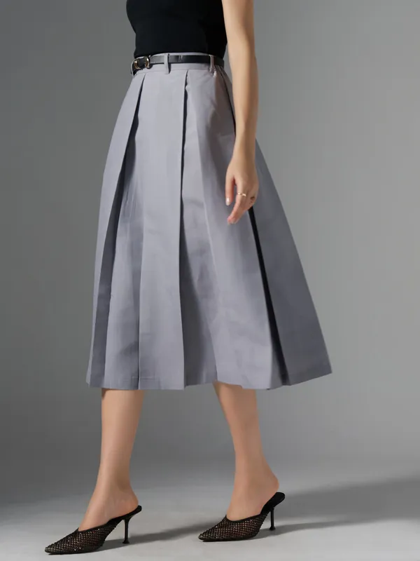 Grey_Cotton_Midi_Fla_Pleated_Skirt_With_Belt_Loop_For_Women