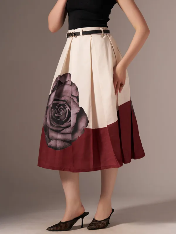 Maroon_Cotton_Midi_Fla_Pleated_Skirt_With_Belt_Loop_For_Women
