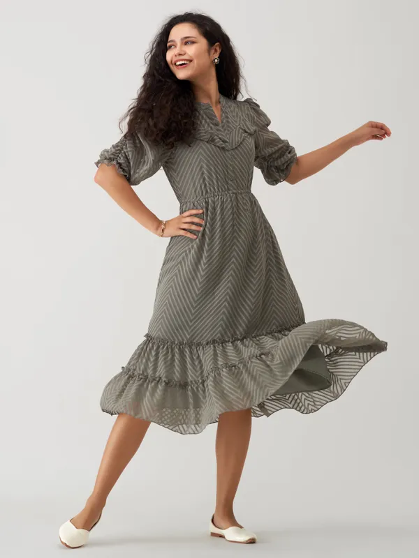 Steel_Grey_Polyster_Plain_And_Steeel_Dress_For_Women