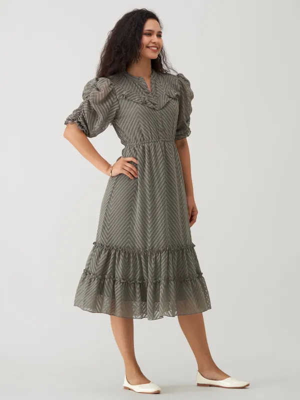 Steel_Grey_Polyster_Plain_And_Steeel_Dress_For_Women