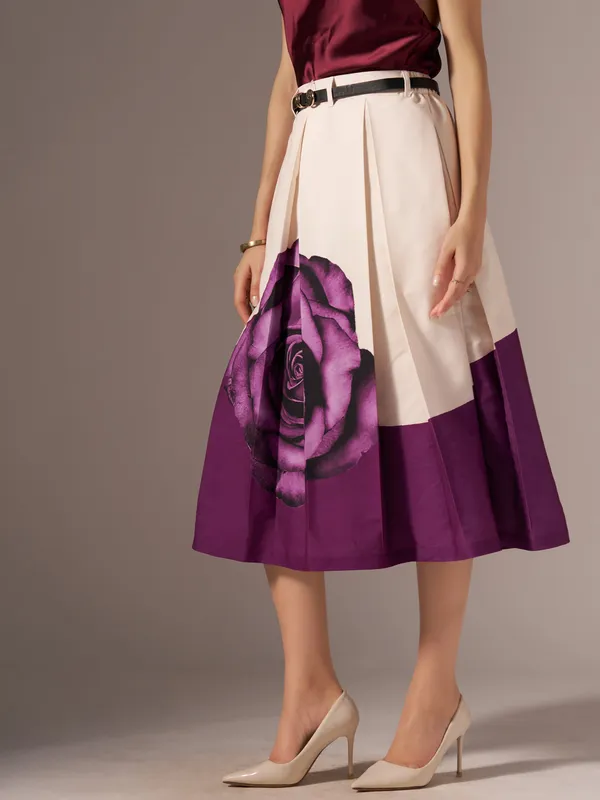 Wine_Cotton_Midi_Fla_Pleated_Skirt_With_Belt_Loop_For_Women