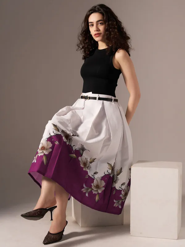 Wine_Cotton_Midi_Fla_Pleated_Skirt_With_Belt_Loop_For_Women