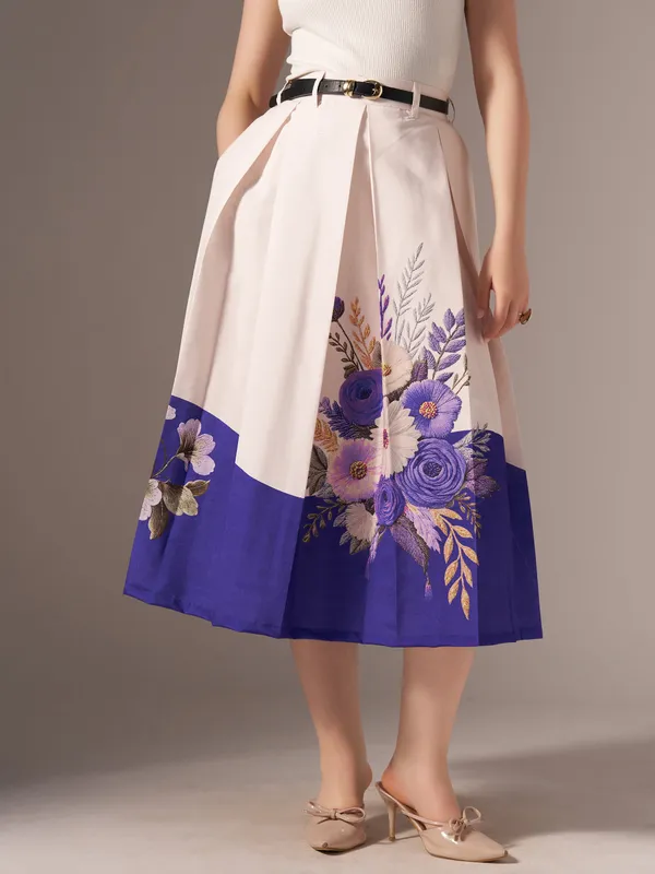 Blue_Cotton_Midi_Fla_Pleated_Skirt_With_Belt_Loop_For_Women
